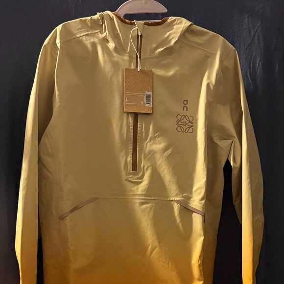 💎💎LUXURY LISTING: On Running / Loewe Waterproof Anorak🧥🧥 - Picture 1 of 12